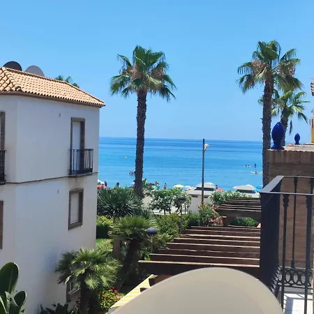 Amanecer Laguna Torrox Costa Малага