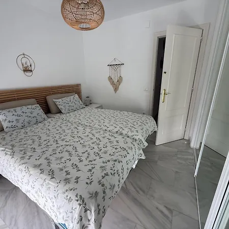 Duplex Amanecer Laguna Torrox Costa * 马拉加